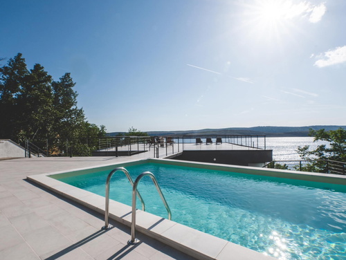 Luxury Villa Mihaela heated pool&beachfront&pet friendly