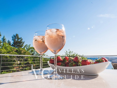 Luxury Villa Mihaela heated pool&beachfront&pet friendly Zusatzinhalte