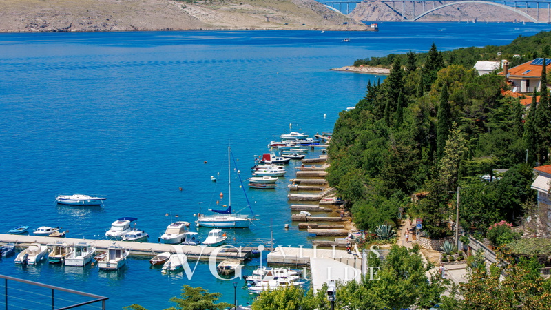 Luxury Villa Mihaela heated pool&beachfront&pet friendly Microlocation