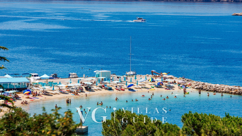 Luxury Villa Mihaela heated pool&beachfront&pet friendly Microlocation