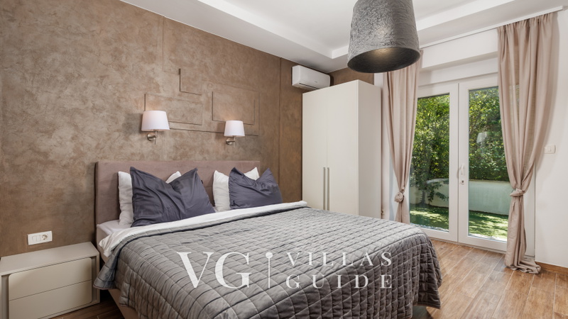 Luxury Villa Mihaela heated pool&beachfront&pet friendly