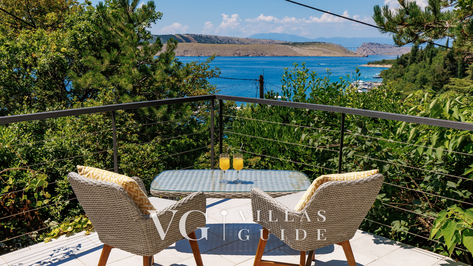 Luxury Villa Mihaela heated pool&beachfront&pet friendly Garden and property exterior