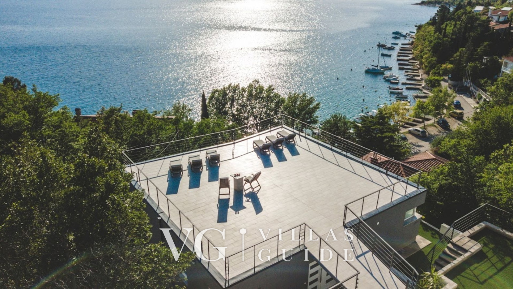 Luxury Villa Mihaela heated pool&beachfront&pet friendly Garden and property exterior