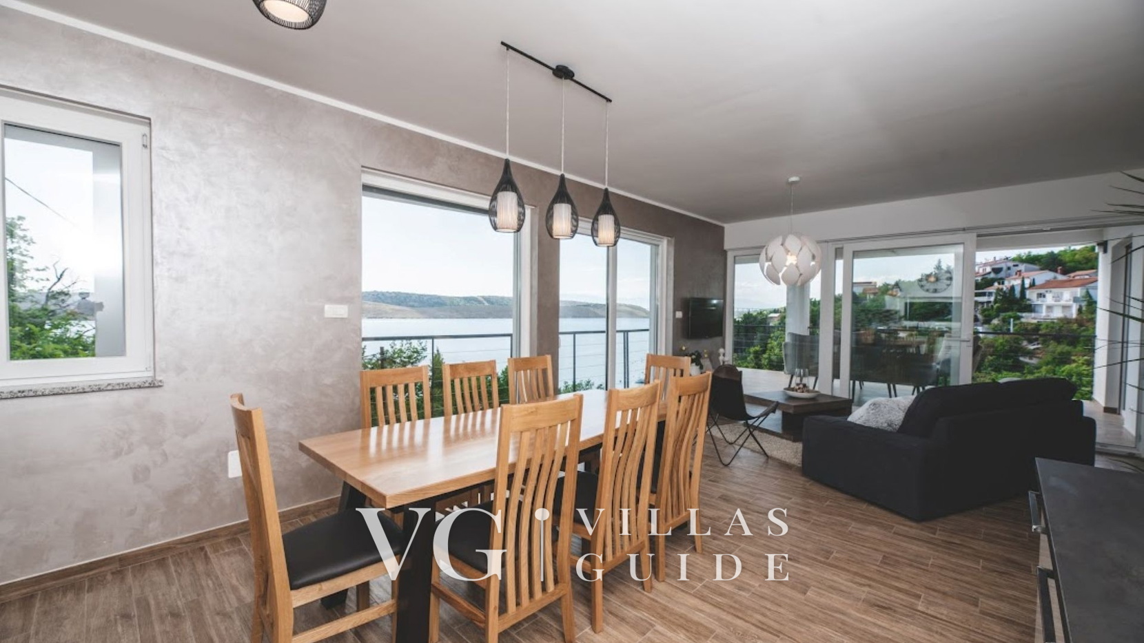 Luxury Villa Mihaela heated pool&beachfront&pet friendly Living room