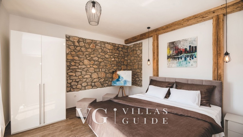 Luxury Villa Mihaela heated pool&beachfront&pet friendly Bedroom