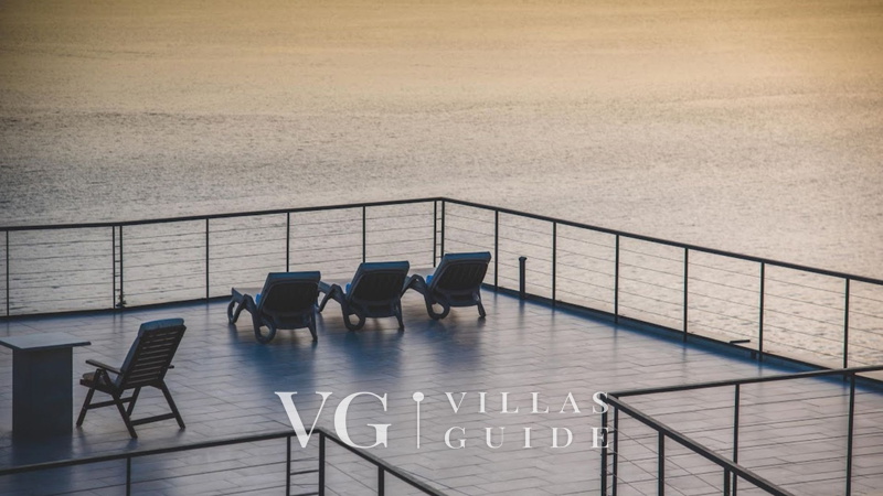 Luxury Villa Mihaela heated pool&beachfront&pet friendly Garden and property exterior