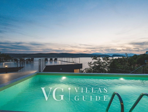 Luxury Villa Mihaela heated pool&beachfront&pet friendly