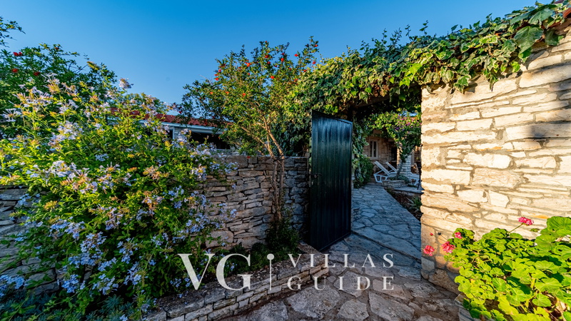 Holiday Home Sanja Garten und Außenbereich