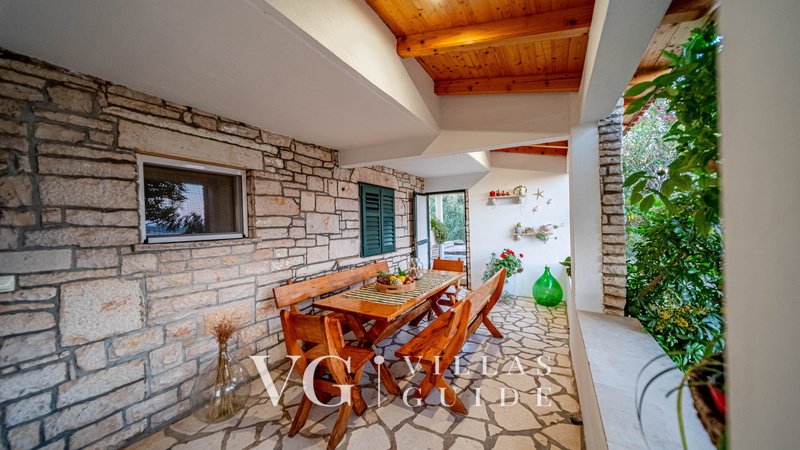 Holiday Home Sanja Garten und Außenbereich