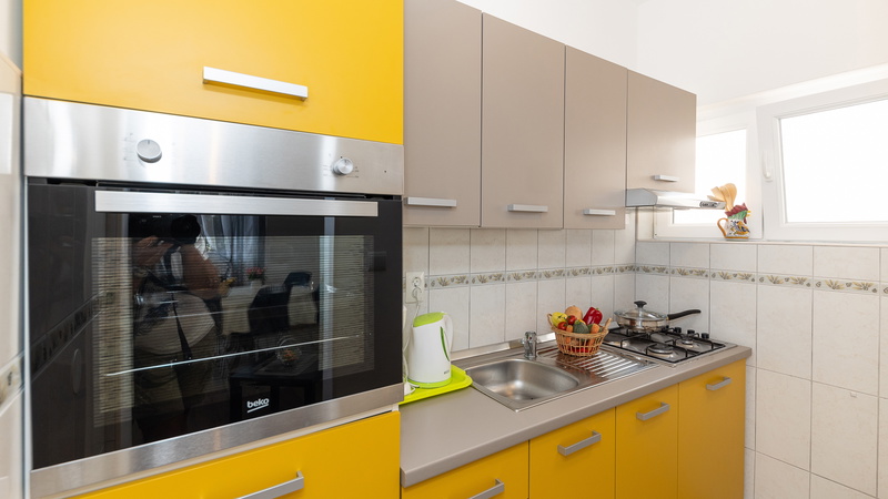 Apartman Vesna beach front&100m near sea