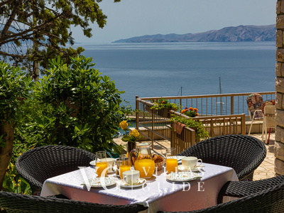 Apartman Vesna beach front&100m near sea