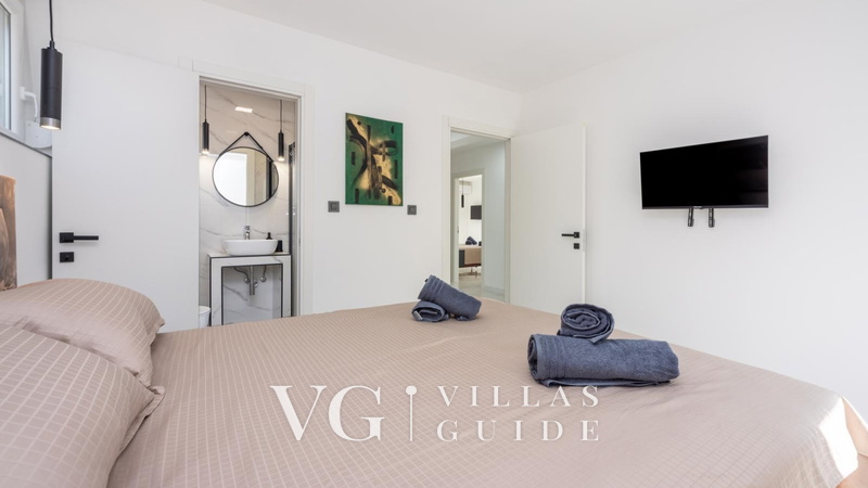 Villa Ketty Luxury House near beach Bedroom