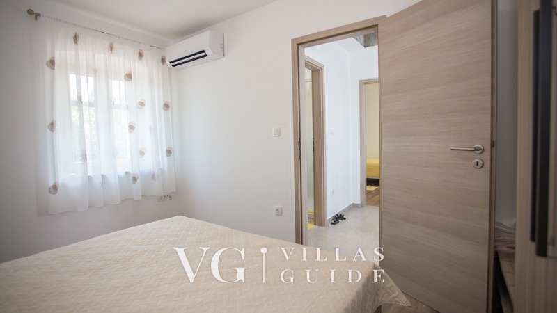 Holiday Home Zora - Radovani Bedroom