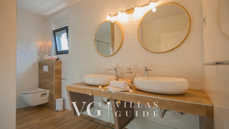 Villa Luxury-Grubine-Makarska Bathroom