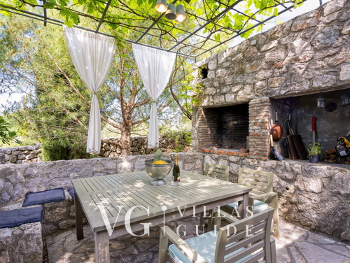 Villa Menta 1 - indigenous stone house