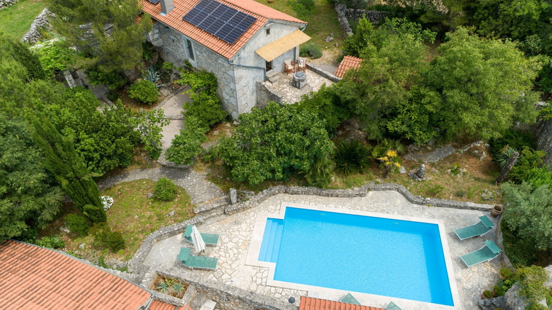 Villa Menta 1 - indigenous stone house