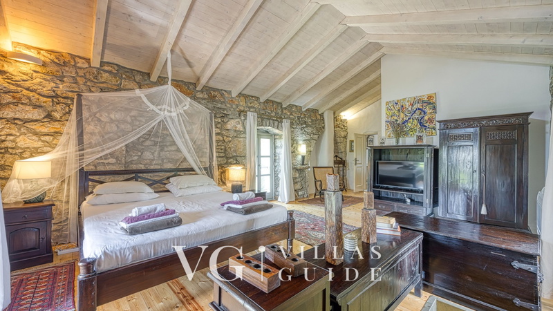Villa Menta 1 - indigenous stone house Spavaća soba