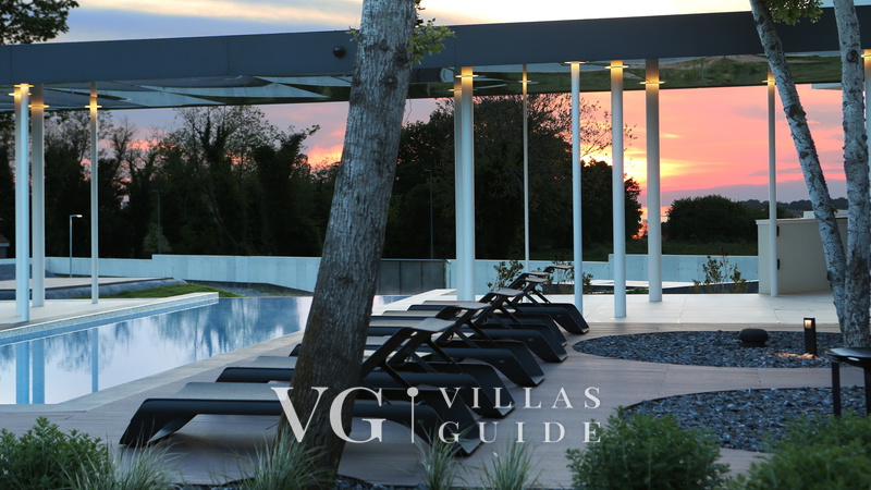 Villa Calvia Crispinilla Pool