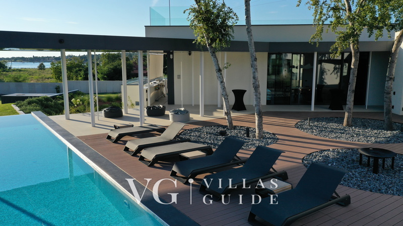 Villa Calvia Crispinilla Pool