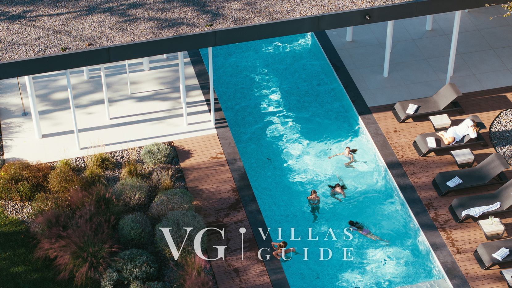 Villa Calvia Crispinilla Pool