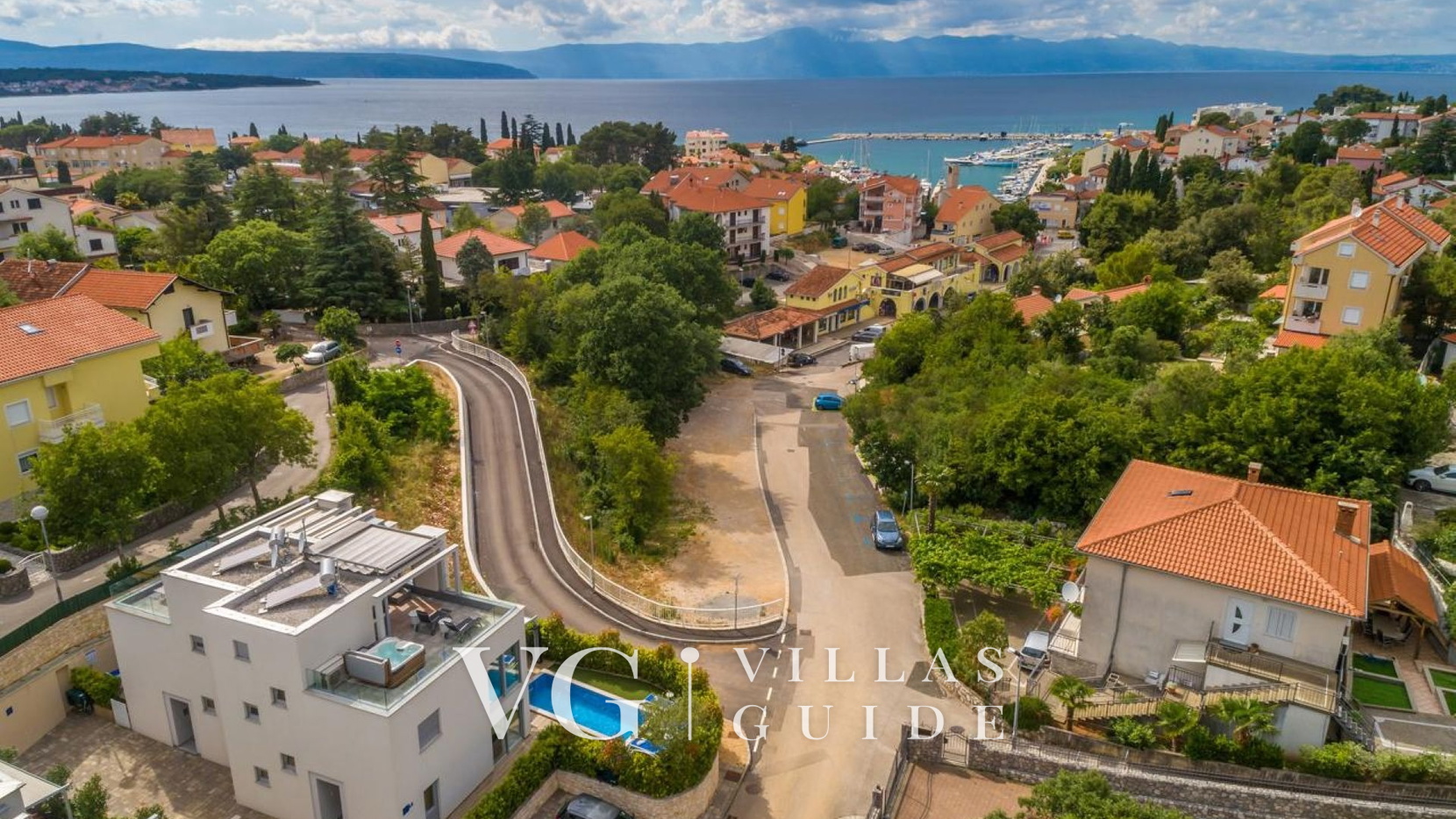 Sky & Sea Luxury Home Microlocation