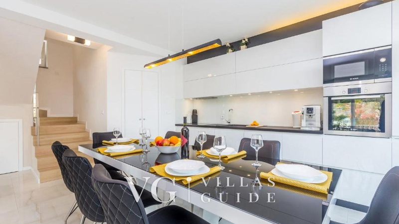 Sky & Sea Luxury Home Kitchen