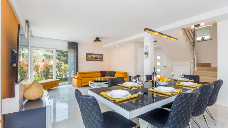 Sky & Sea Luxury Home