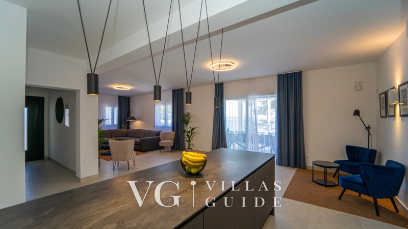 Villa Gardenal Kitchen