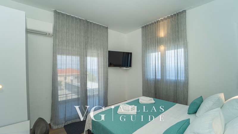 Villa Gardenal Bedroom