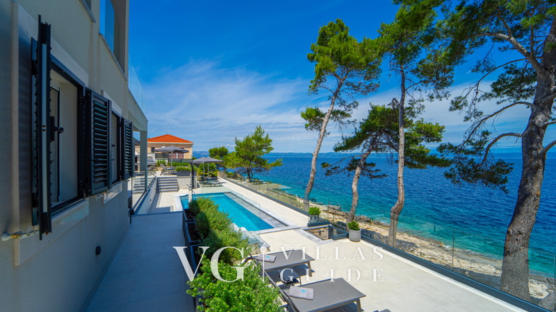Villa Gardenal Garden and property exterior