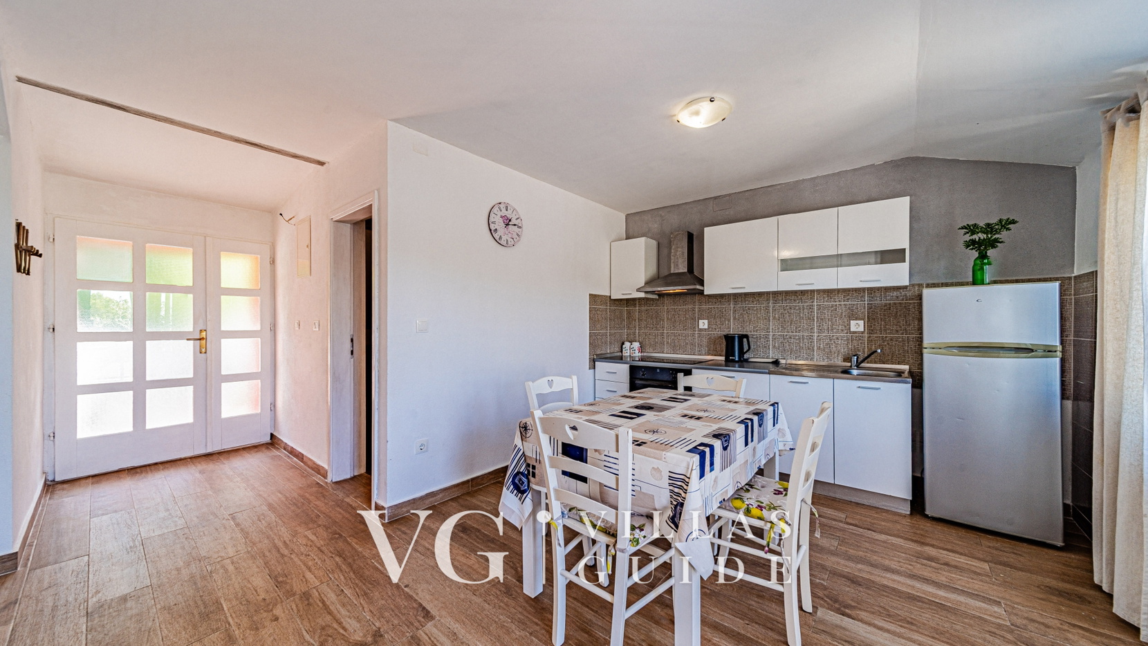 Apartman Roza 2 Kuhinja