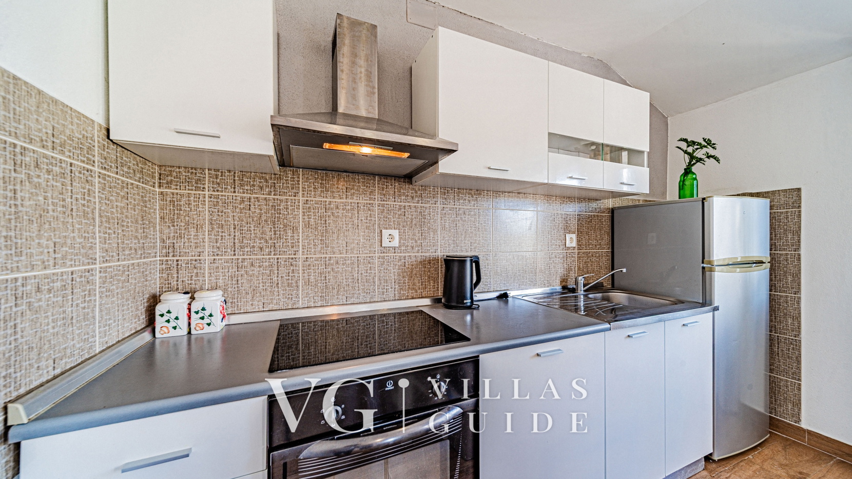 Apartman Roza 2 Kuhinja