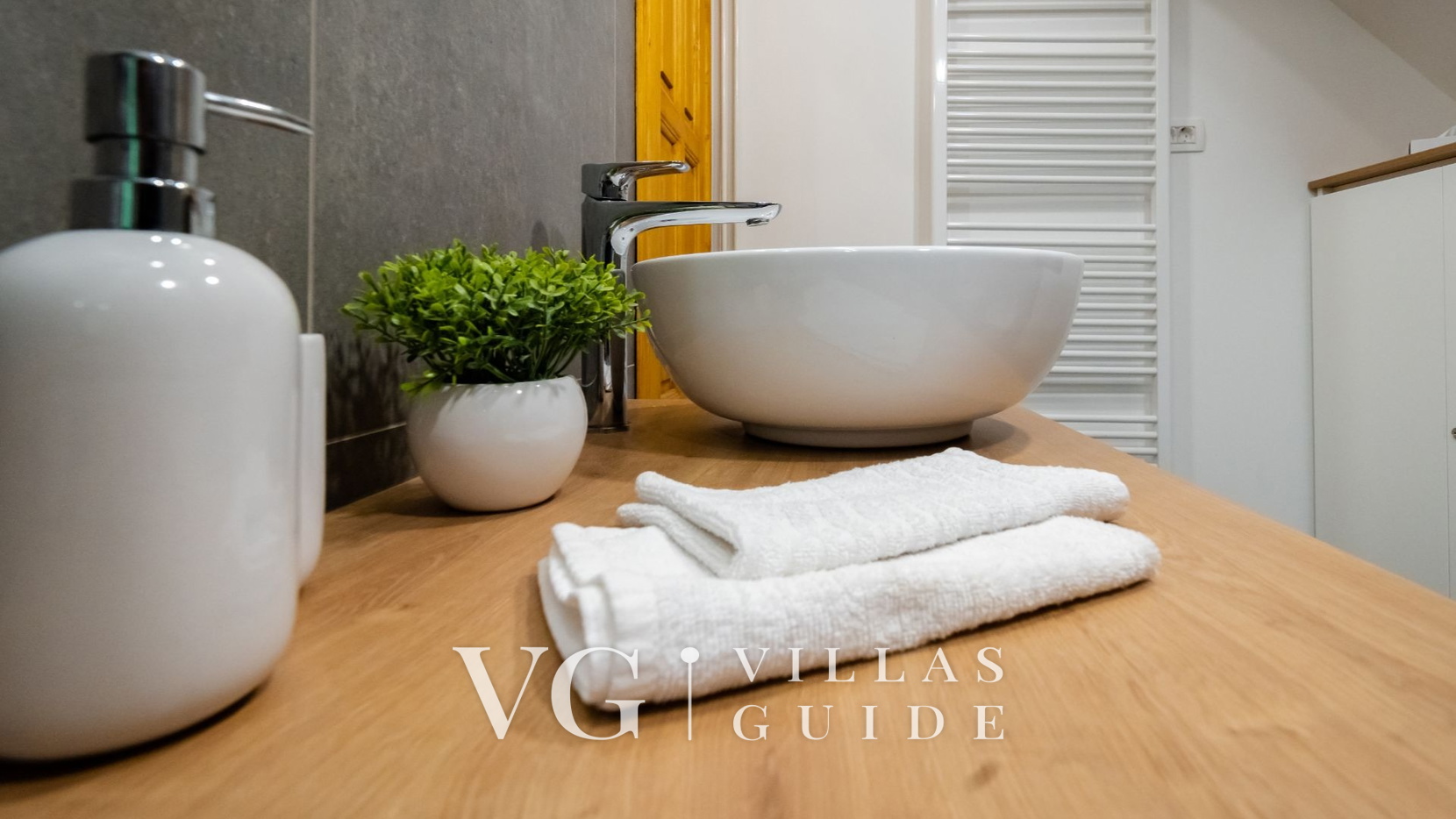 Casa Foresta Bathroom