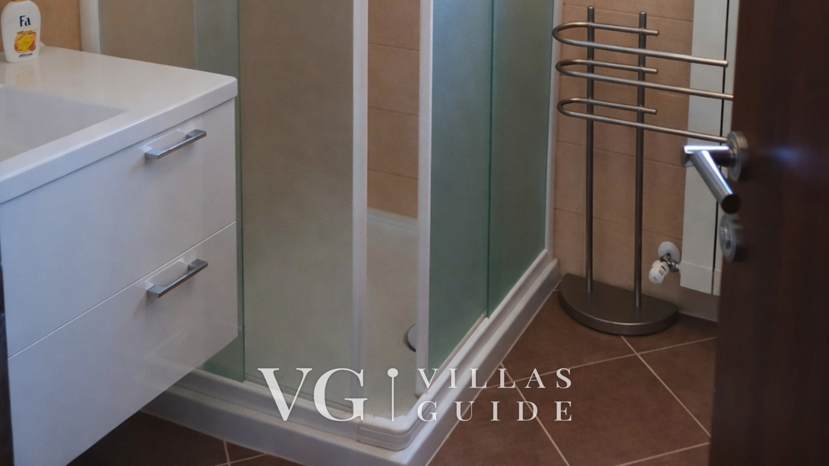 Villa Doris Bathroom