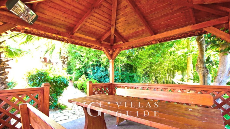 Villa Botanica Altro