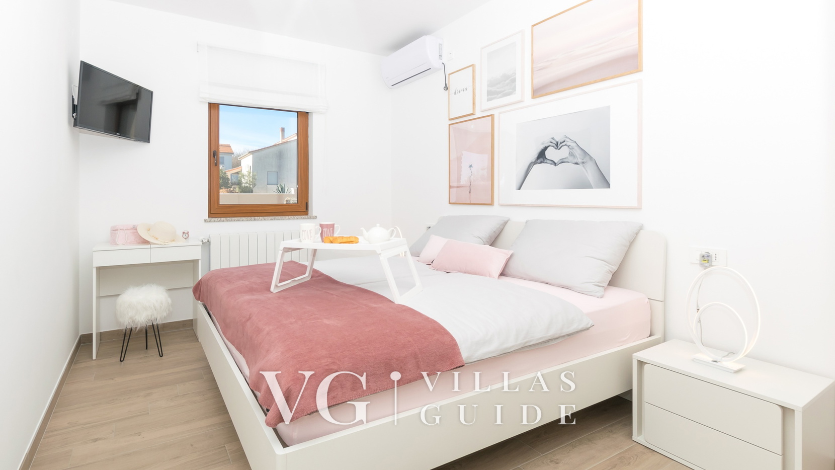 Villa Mattuzzi Bedroom