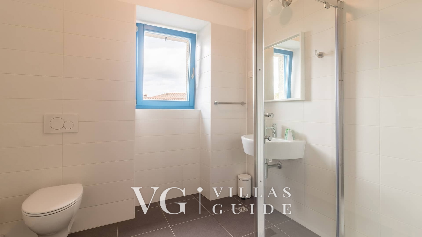 Villa Boccordi Bathroom