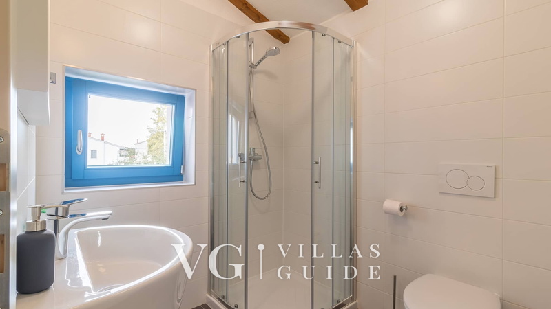 Villa Boccordi Bathroom