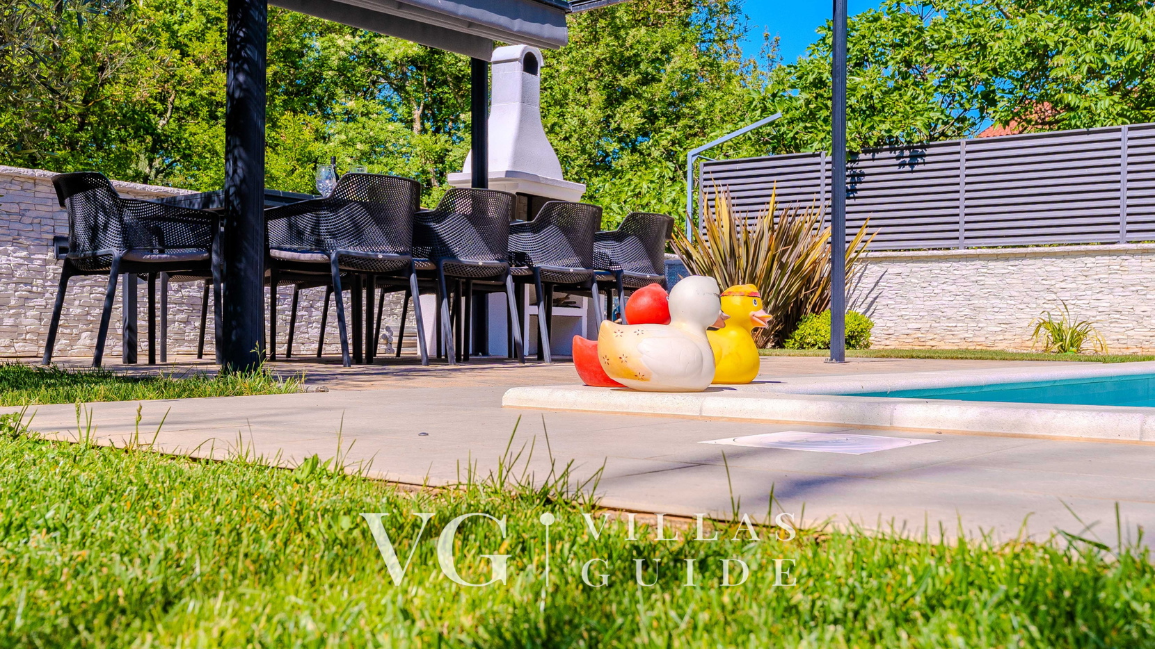 Villa Valle Malinska - Luxury Villa Garden and property exterior
