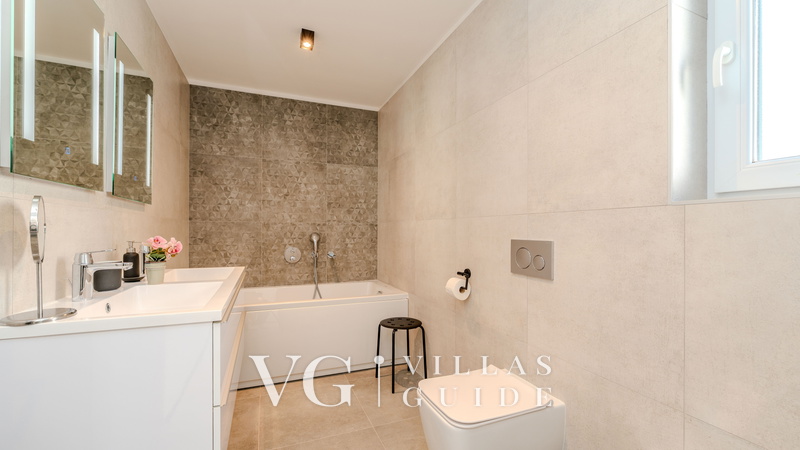 Villa Valle Malinska - Luxury Villa Bathroom