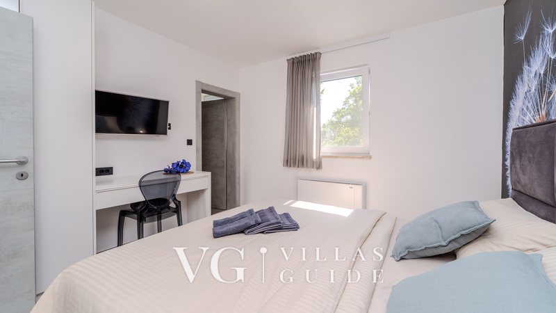 Villa Valle Malinska - Luxury Villa Bedroom