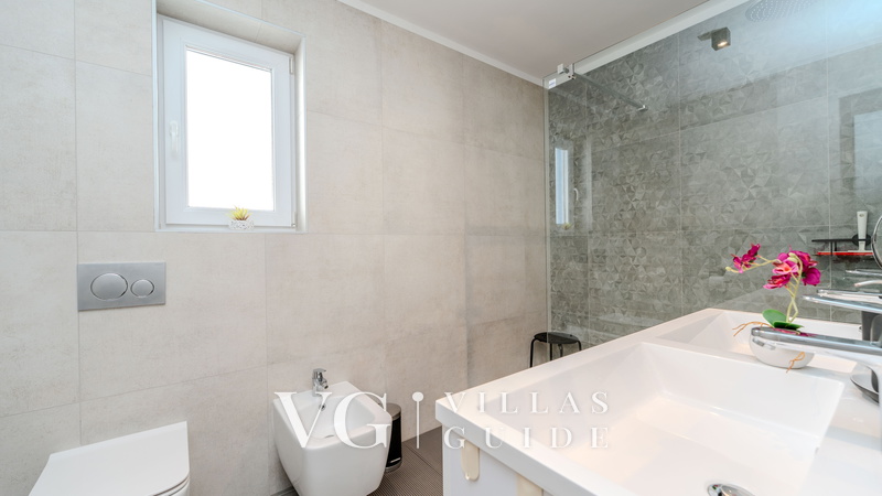 Villa Valle Malinska - Luxury Villa Bathroom