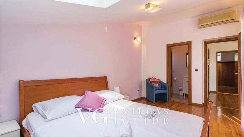 Villa Veruda Camera da letto