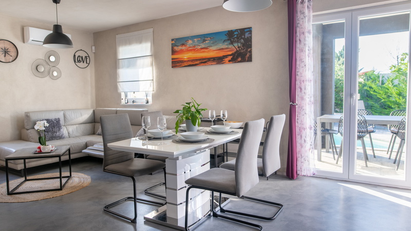 Luxury Villa Exclusive  heated pool &pet friendly&sauna Krk