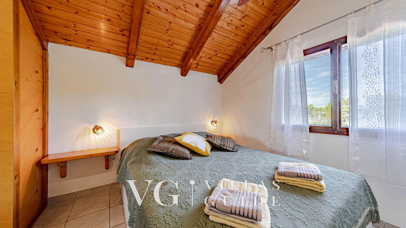 Holiday Home Ivan with heated pool Spavaća soba