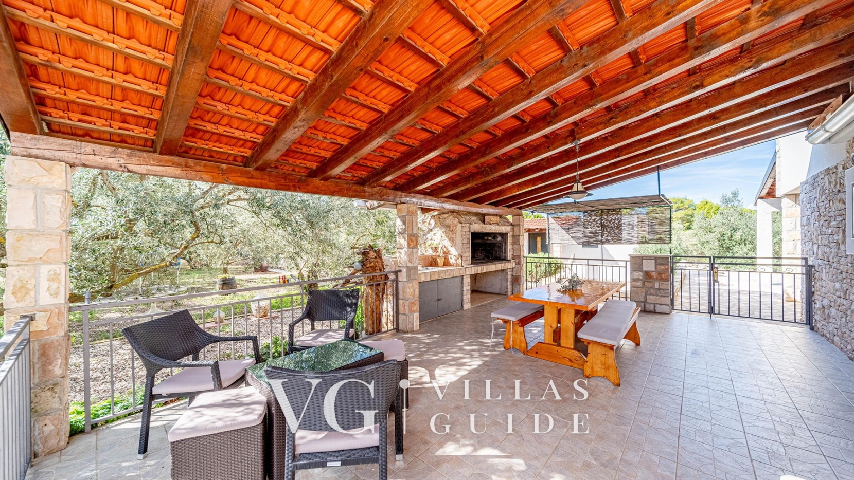 Holiday Home Ivan with heated pool Dvorište i vanjski dio objekta