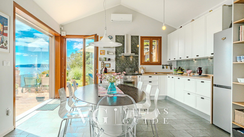 Villa Perfect house with blue view&beachfront Opatija Kuhinja