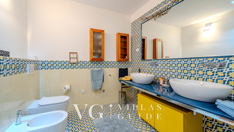 Villa Perfect house with blue view&beachfront Opatija Kupaonica