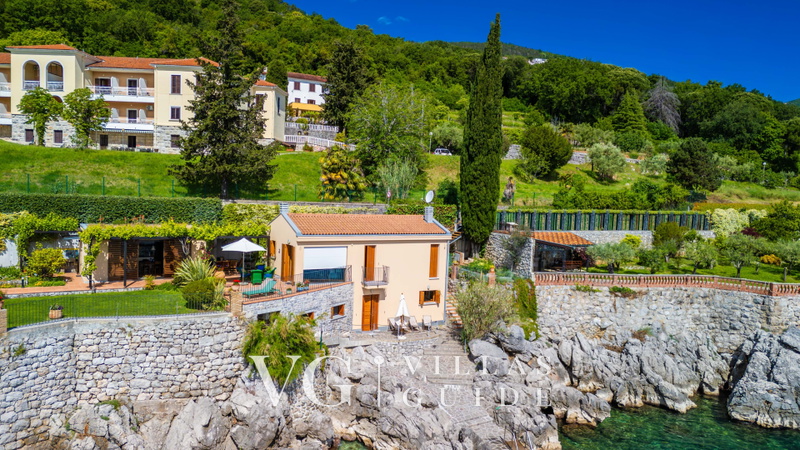 Villa Perfect house with blue view&beachfront Opatija Mikrolokacija