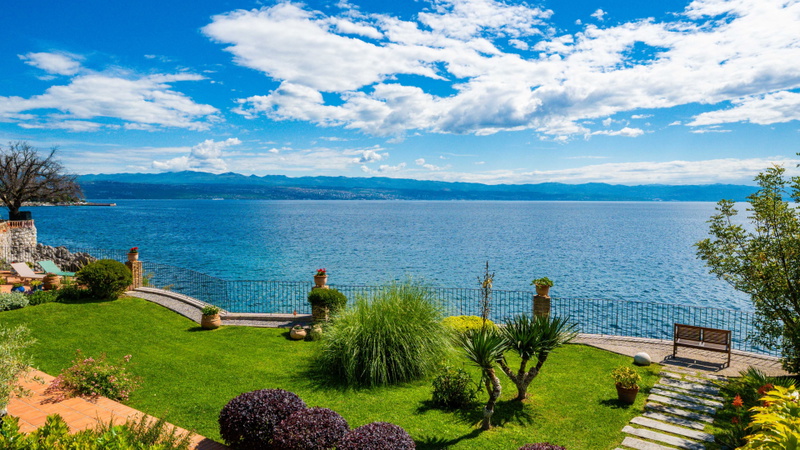 Villa Perfect house with blue view&beachfront Opatija